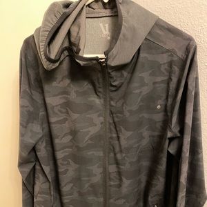 Vuori Outdoor Trainer Shell